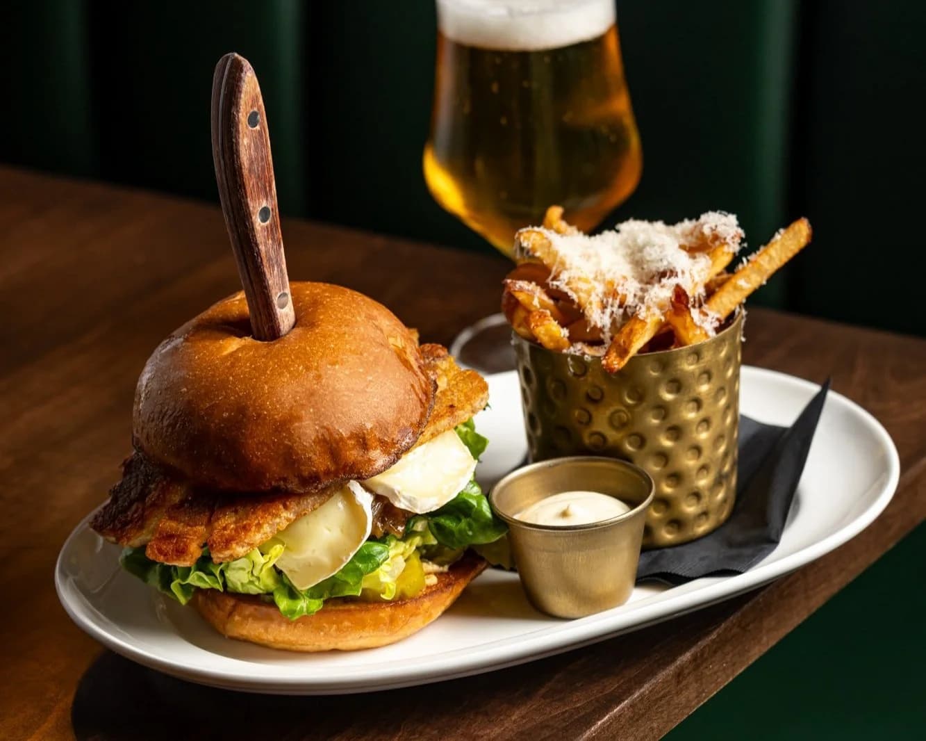 The Berczy Tavern bar program and cocktails